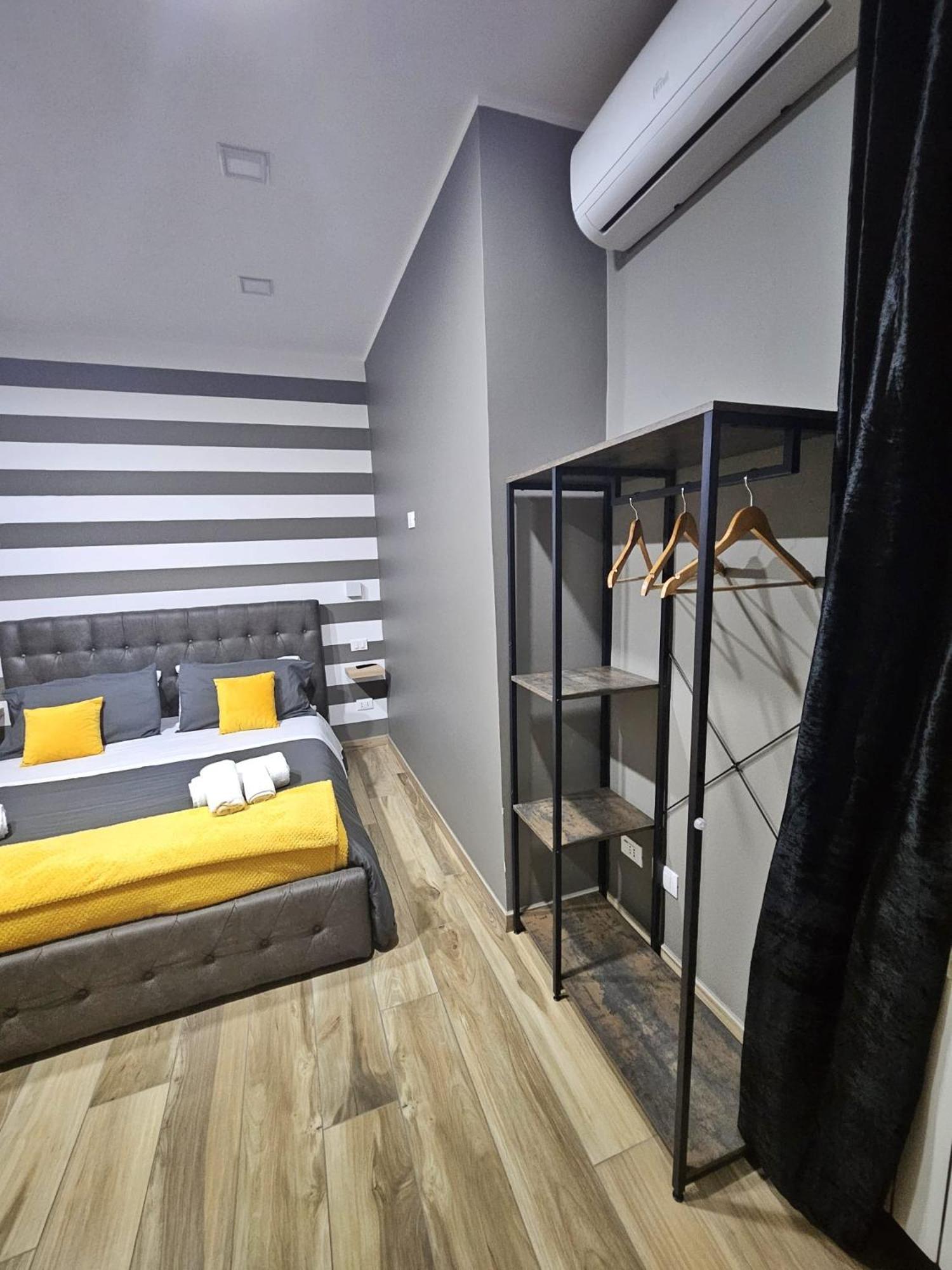 B&B Be Happy Tarento Exterior foto